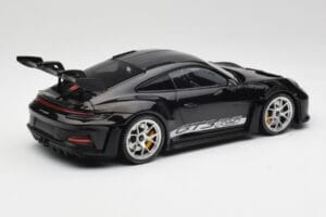 Porsche 911 992 GT3 RS Preto Com Jantes Prateadas Minichamps 1:18 155062231 Metal - imagem 2 de 6