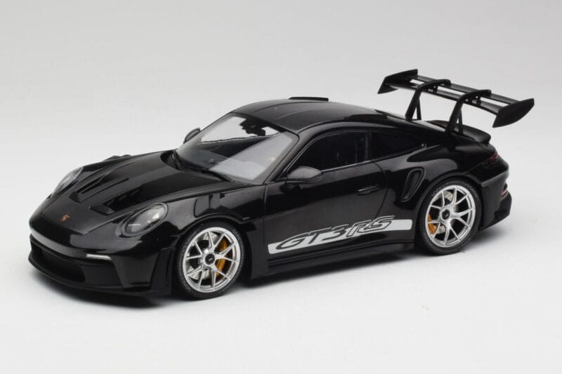Porsche 911 992 GT3 RS Preto Com Jantes Prateadas Minichamps 1:18 155062231 Metal