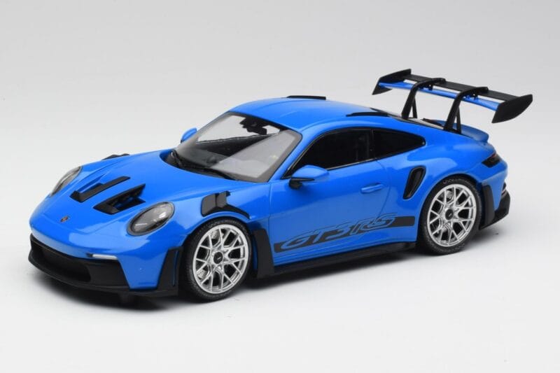 Porsche 911 992 GT3 RS Azul & Rodas Prata & Decor Preto Minichamps 1:18 153062234 Metal