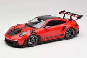 Porsche 911 992 GT3 RS Guards Vermelho & Rodas Prata Weissach Package Minichamps 1:18 153062246 Metal
