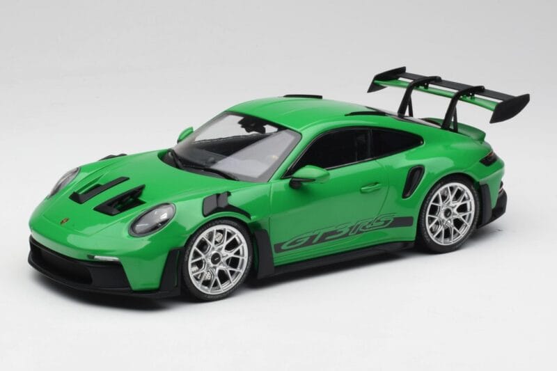 Porsche 911 992 GT3 RS Python Verde & Rodas Prata & Decor Preto Minichamps 1:18 153062235 Metal