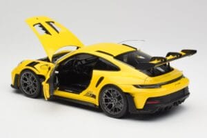 Porsche 911 992 GT3 RS Racing Amarelo Norev 1:18 WAP0212810RGT3 Metal - imagem 5 de 8