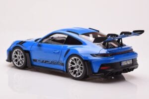 Porsche 911 992 GT3 RS Sharkblue Norev 1:18 187358 Metal - imagem 7 de 8