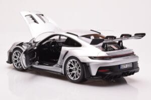 Porsche 911 992 GT3 RS Prata Metálico Norev 1:18 187357 Metal - imagem 5 de 8