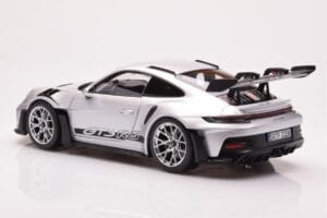 Porsche 911 992 GT3 RS Prata Metálico Norev 1:18 187357 Metal - imagem 7 de 8