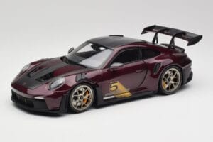 Porsche 911 992 GT3 RS Ultravioleta & Jantes Prata Minichamps 1:18 110062029 Metal