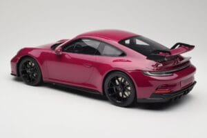 Porsche 911 992 GT3 Ruby Star Neo Red GT Spirit 1:12 GT536 Resina - imagem 5 de 6