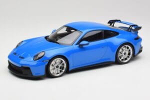 Porsche 911 992 GT3 Shark Azul & Jantes Prata Minichamps 1:18 143069015 Resina