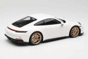 Porsche 911 992 GT3 Touring Branco Neodyme Wheels Minichamps 1:18 117069022 Metal - imagem 2 de 6