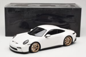 Porsche 911 992 GT3 Touring Branco Neodyme Wheels Minichamps 1:18 117069022 Metal - imagem 6 de 6
