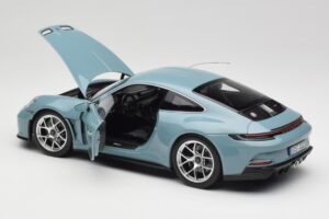 Porsche 911 992 S/T Meissen Blue Norev 1:18 187470 Metal - imagem 5 de 8