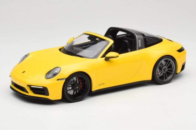 Porsche 911 992 Targa 4 GTS Amarelo Minichamps 1:18 153061064 Metal