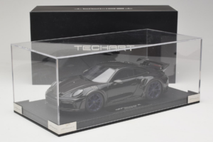 Porsche 911 992 TechArt GTstreet R Preto Com Jantes Azuis TechArt 1:18 REMC009 Resina - imagem 6 de 6