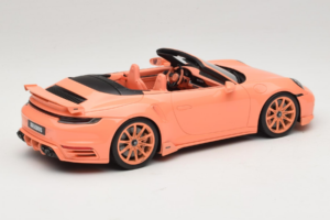 Porsche 911 992 Turbo S Cabriolet Brabus 900 Peetch GT Spirit 1:18 GT564 Resina - imagem 2 de 6