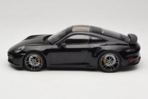 Porsche 911 992 Turbo S Preto Minichamps 1:18 WAP02117BOL002 Metal - imagem 3 de 6
