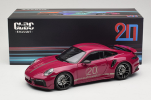 Porsche 911 992 Turbo S Coupe Sport Design Vermelho Minichamps 1:18 113069075 Metal - imagem 8 de 8