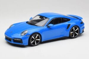 Porsche 911 992 Turbo S Gentian Azul Minichamps 1:18 155069074 Metal