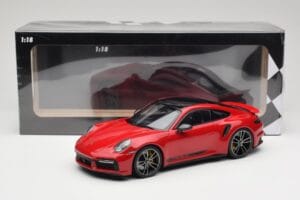 Porsche 911 992 Turbo S Vermelho Minichamps 1:18 155069070 Metal - imagem 6 de 6