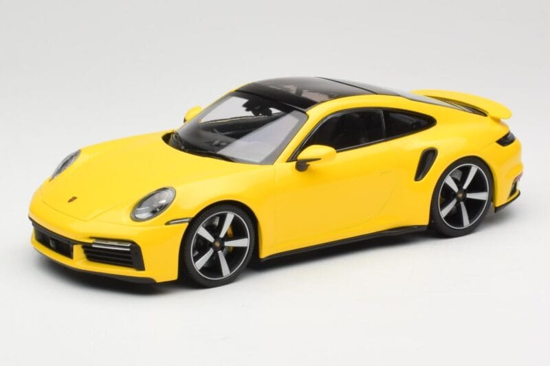 Porsche 911 992 Turbo S Amarelo Minichamps 1:18 155069071 Metal