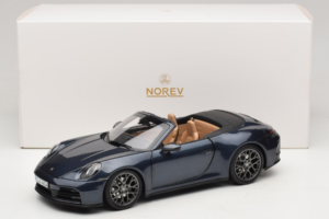 Porsche 911 992.2 Carrera Cabriolet Yachting Blue Norev 1:18 187180 Metal - imagem 8 de 8