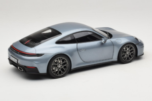 Porsche 911 992.2 Carrera Polar Silver Metallic Norev 1:18 187170 Metal - imagem 3 de 8
