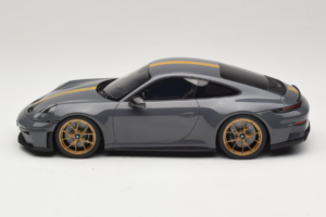 Porsche 911 992.2 GT3 Touring State Grey Neo GT Spirit 1:18 GT577 Resina - imagem 3 de 6