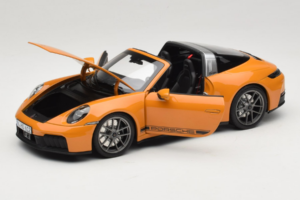 Porsche 911 992.2 Targa 4 GTS Bahama Yellow Norev 1:18 187190 Metal - imagem 2 de 10