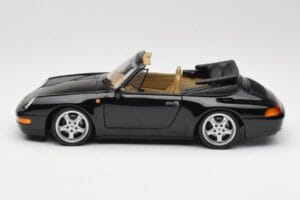 Porsche 911 993 Cabriolet Preto UT Models 1:18 27806-U1 Metal - imagem 4 de 8