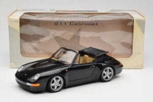 Porsche 911 993 Cabriolet Preto UT Models 1:18 27806-U1 Metal - imagem 8 de 8