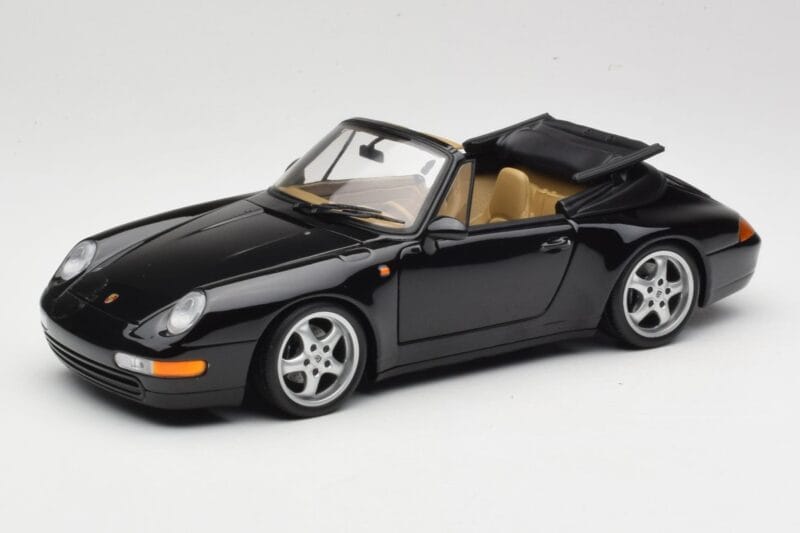 Porsche 911 993 Cabriolet Preto UT Models 1:18 27806-U1 Metal