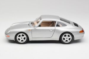 Porsche 911 993 Carrera Prata Bburago 1:18 3050-M1 Metal - imagem 3 de 8