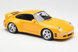 RUF CTR2 993 Sport Amarelo GT Spirit 1:18 GT141 Resina - imagem 4 de 6