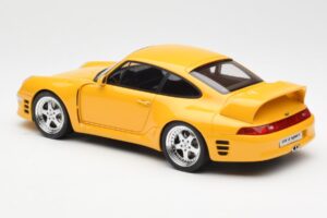 RUF CTR2 993 Sport Amarelo GT Spirit 1:18 GT141 Resina - imagem 5 de 6