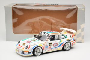 Porsche 911 993 GT2 GTS-2 #74 H. Stuck 24 Hours of Daytona 1996 UT Models 1:18 39630 Metal - imagem 8 de 8