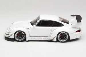 Porsche 911 993 RWB Branco Gun Grey Wheels AUTOart 1:18 78150 Compósito - imagem 4 de 8