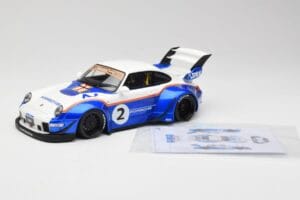 Porsche 911 993 RWB X Liberty Walk Branco Com Azul GT Spirit 1:18 GT530 Resina - imagem 7 de 8