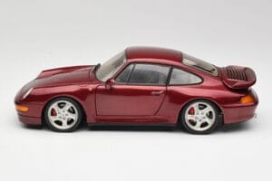 Porsche 911 993 Turbo Arena Vermelho Metálico UT Models 1:18 27811 Metal - imagem 4 de 8