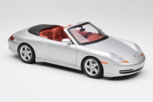 Porsche 911 996 Cabriolet Prateado Gate 1:18 1052 Metal - imagem 6 de 8