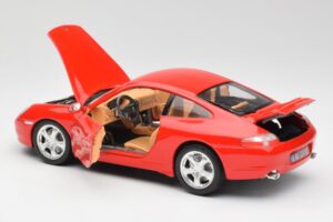 Porsche 911 996 Carrera 4 Vermelho Bburago 1:18 30085 Metal - imagem 5 de 8