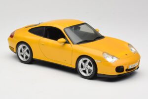 Porsche 911 996 Carrera 4S Amarelo Maisto 1:18 WAP02101610 Metal - imagem 6 de 8