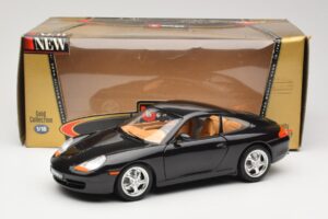 Porsche 911 996 Carrera Preto Bburago 1:18 3385-M2 Metal - imagem 8 de 8
