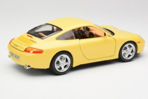 Porsche 911 996 Carrera Amarelo Bburago 1:18 30085-M1 Metal - imagem 3 de 8