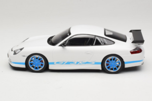 Porsche 911 996 GT3 RS Branco Faixas Azuis Minichamps 1:18 155062021 Metal - imagem 3 de 6