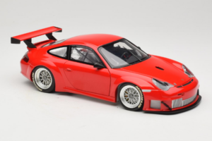 Porsche 911 996 GT3 RSR FIA GT 2004 Vermelho Minichamps 1:18 100046400 Metal - imagem 6 de 8