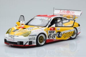 Porsche 911 996 GT3 RSR #68 M. Marsh FIA GT Zhuhai 2005 AUTOart 1:18 80582 Metal - imagem 2 de 8