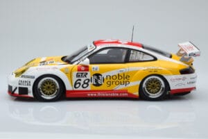 Porsche 911 996 GT3 RSR #68 M. Marsh FIA GT Zhuhai 2005 AUTOart 1:18 80582 Metal - imagem 4 de 8