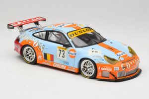 Porsche 911 996 GT3 RSR #73 Y. Lambert / C. Lefort / R. Iannetta 24 Hours of Le Mans 2006 Minichamps 1:18 100066473 Metal - imagem 6 de 8