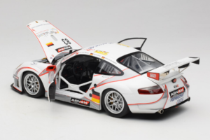 Porsche 911 996 GT3 RSR #83 P. Ehret / C. Ried / C. Menzel 24 Hours of Le Mans 2006 Minichamps 1:18 PORSCHE004 Metal - imagem 5 de 8