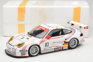 Porsche 911 996 GT3 RSR #83 P. Ehret / C. Ried / C. Menzel 24 Hours of Le Mans 2006 Minichamps 1:18 PORSCHE004 Metal - imagem 8 de 8