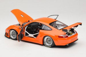 Porsche 911 996 GT3 RSR Laranja ALMS 2004 Minichamps 1:18 100046402 Metal - imagem 5 de 8